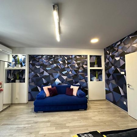 Kitty Downtown Apartman Дебрецен Екстер'єр фото